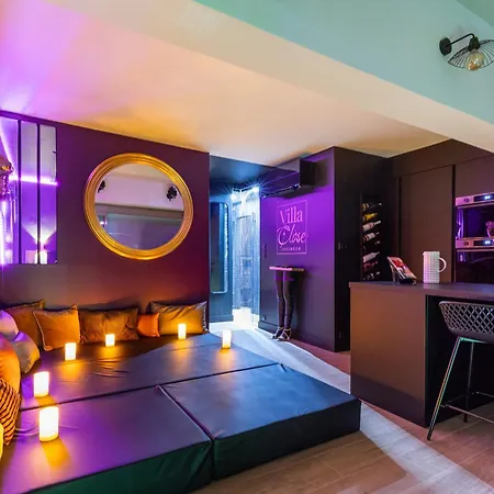 Close Port Nature 아파트 아그