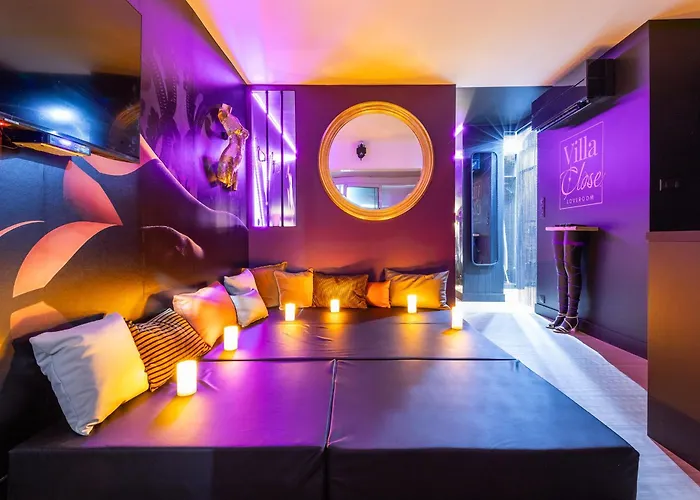 Apartment Close Port Nature